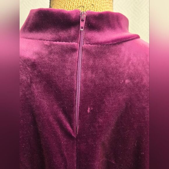 Teddi Vintage Wild Thing Mock Neck Velour Velvet Short Sleeve Top Sz 2X Merlot - Picture 6 of 9